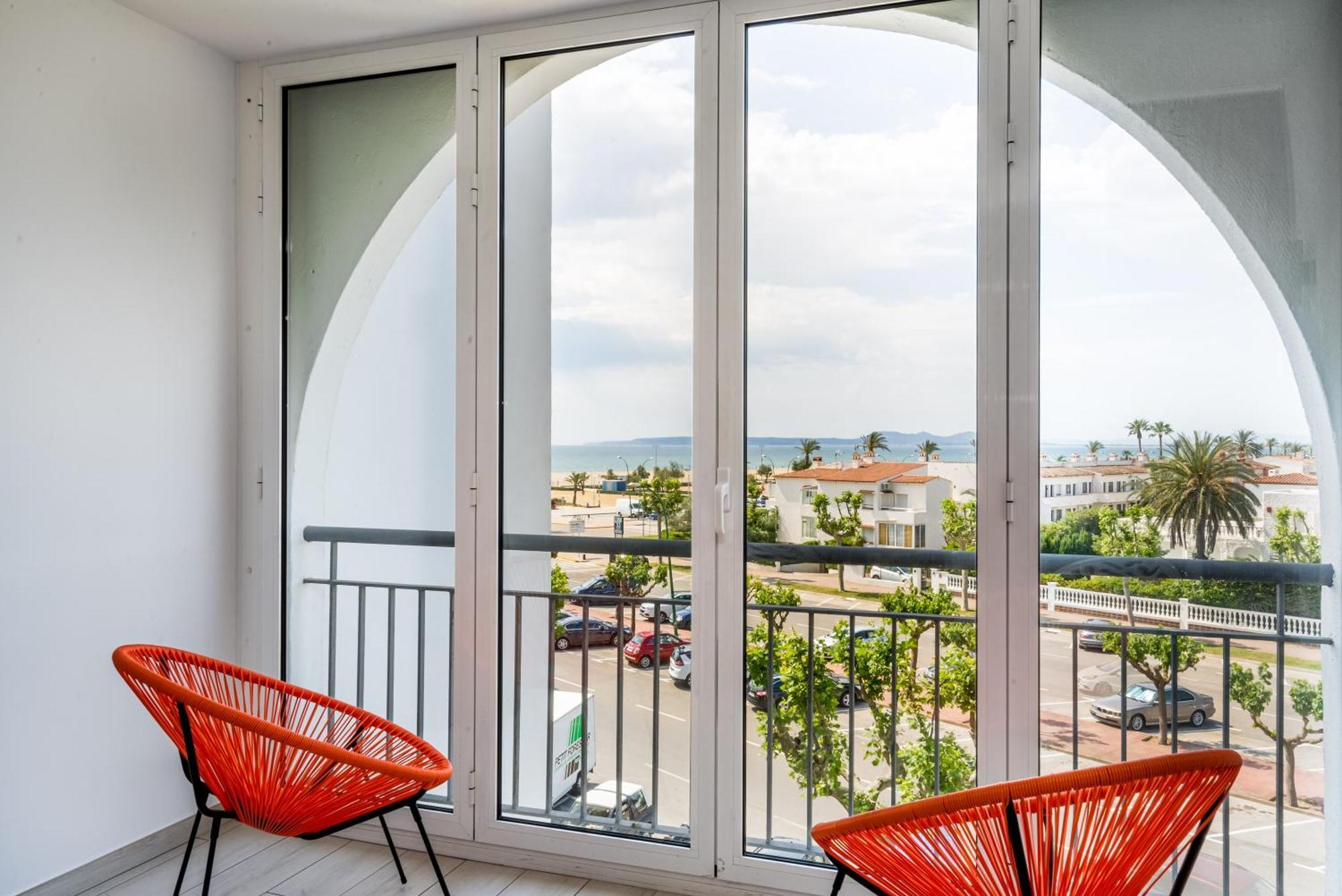 Apartamento Frente Al Canal Con Terraza Эмпуриабрава Экстерьер фото